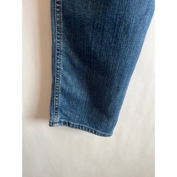 Abercrombie & Fitch High Rise Mom Jean Medium Wash Blue Size 26/2R - Picture 4 of 12